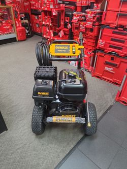 4400psi pressure washer 4.0gpm DeWalt,New, Financing Available