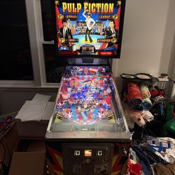 Pulp Fiction Pinball Machine - Bad Mutha Flipper Edition