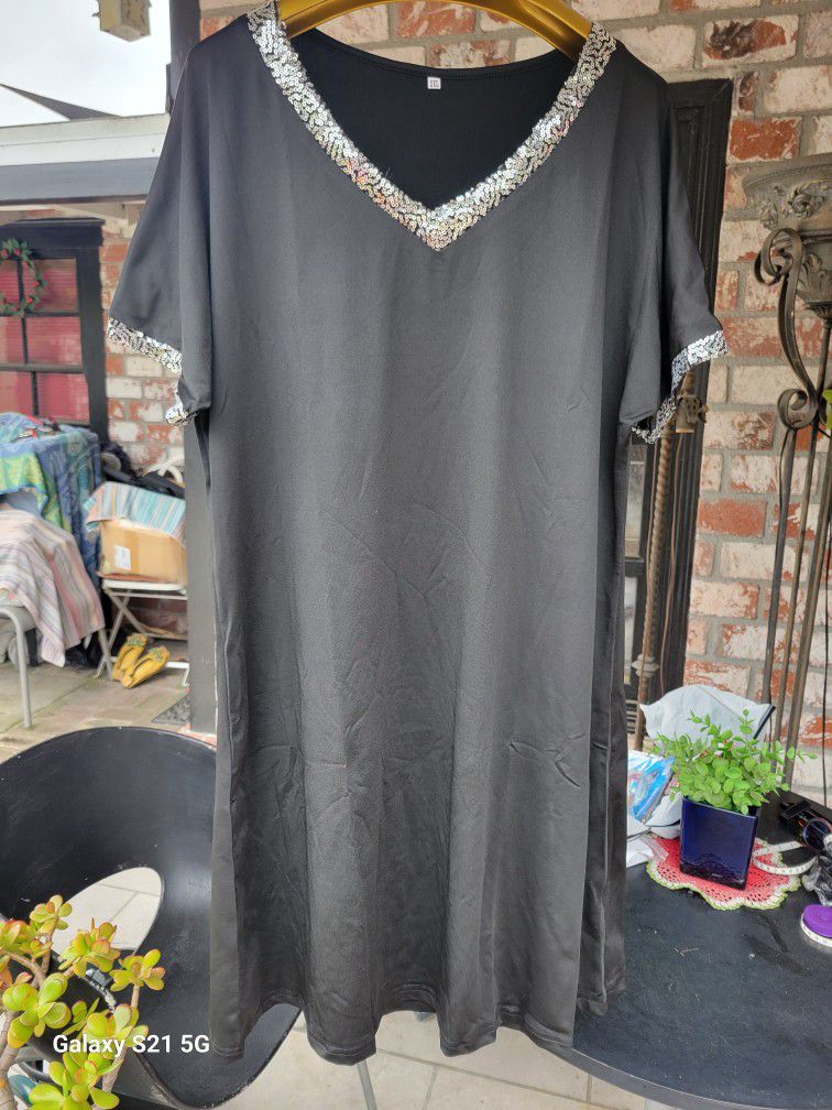 black tunic with sequins 2XL