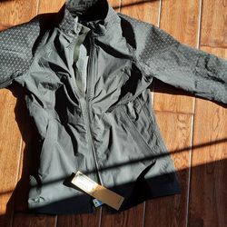 Specalized Women's Clothing 