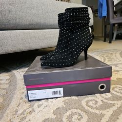 Vince Camuto Booties