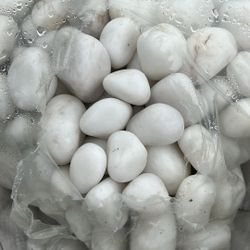 White Polished Pebbles - $36 - 40 Pounds Bag