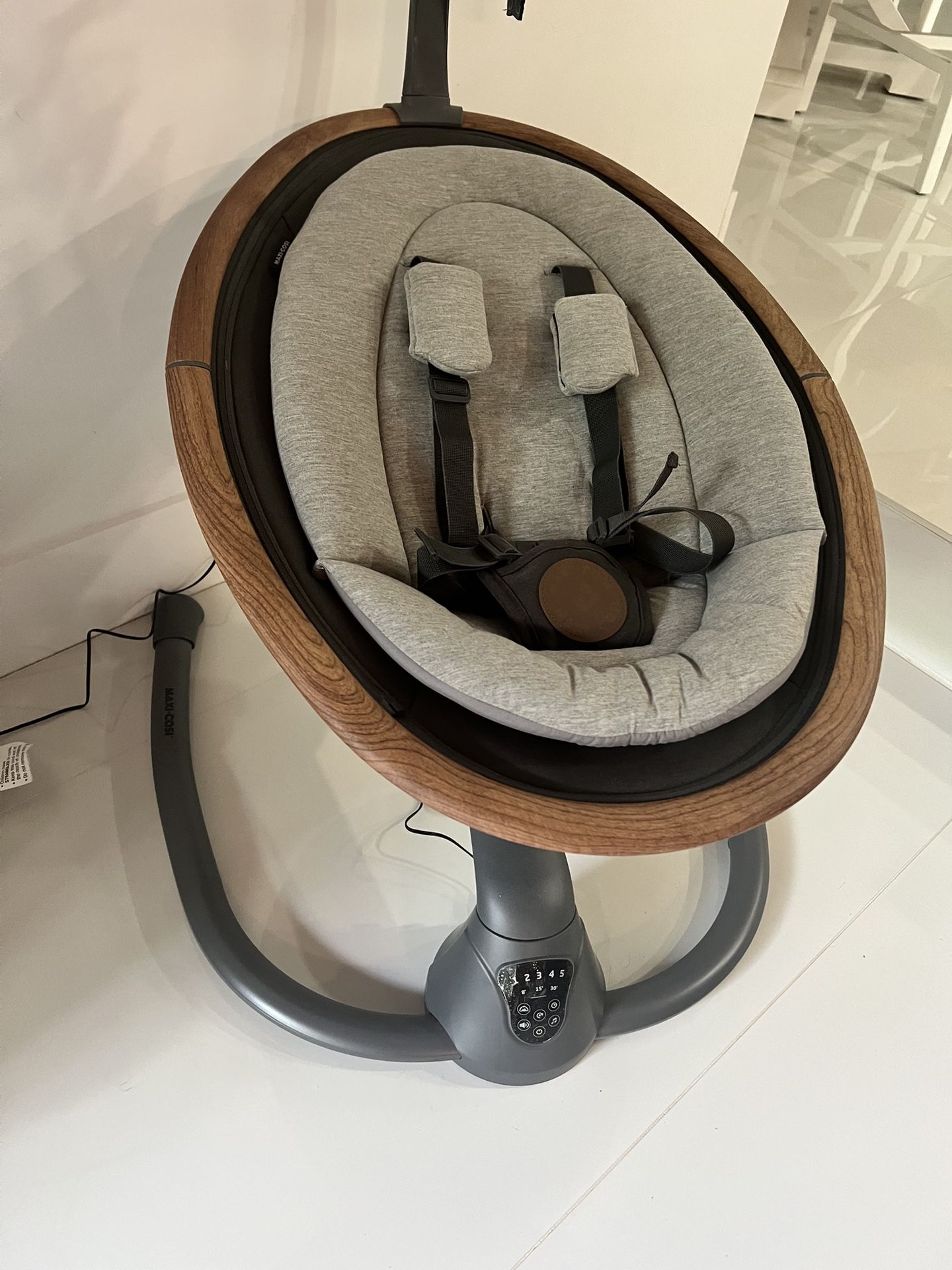 Maxi-Cosi Cassia Smart Baby Swing for Infants