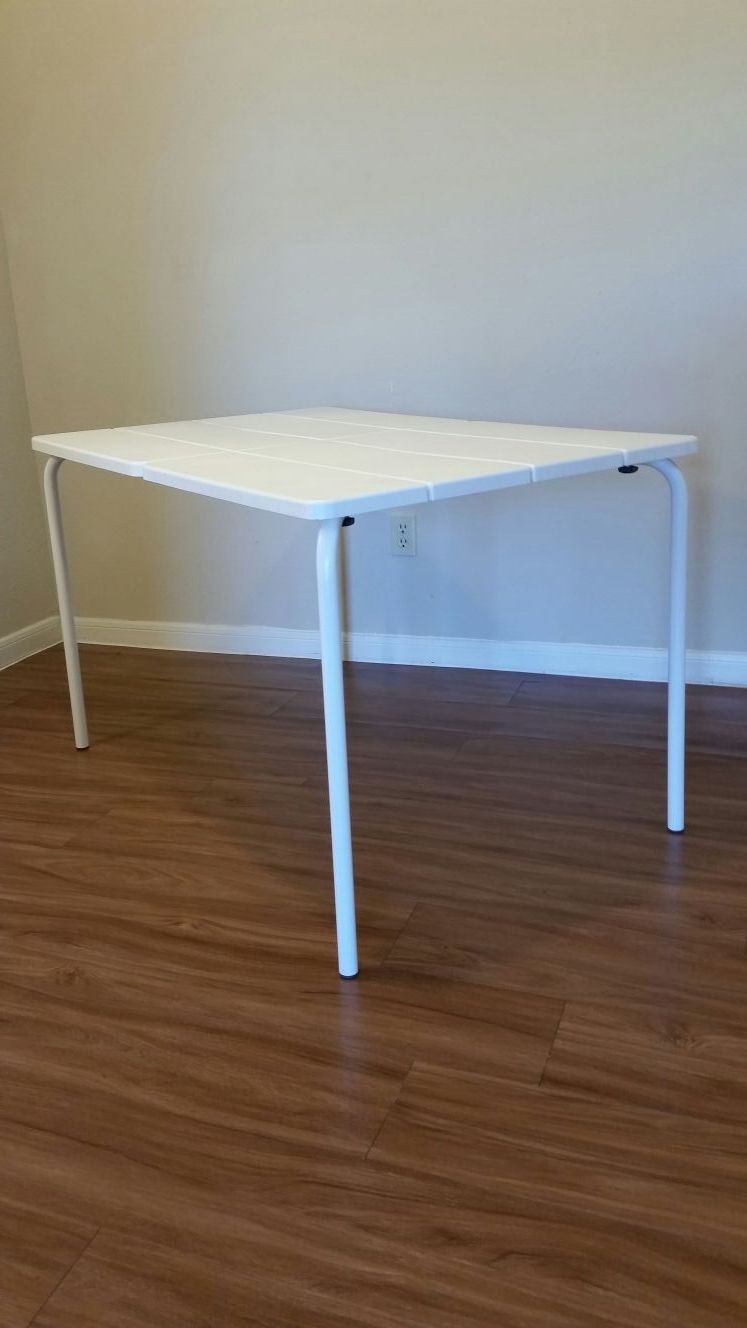 $14 White Ikea VADDO Table Indoor / Outdoor (45×29×28)