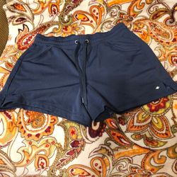 $7  NAVY NORDIC TRACK ATHLETIC SHORTS      SIZE L