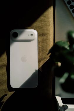 IPHONE 17 AIR