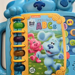 LeapFrog Blue's Clues and You! Skidoo Into ABCs Book
