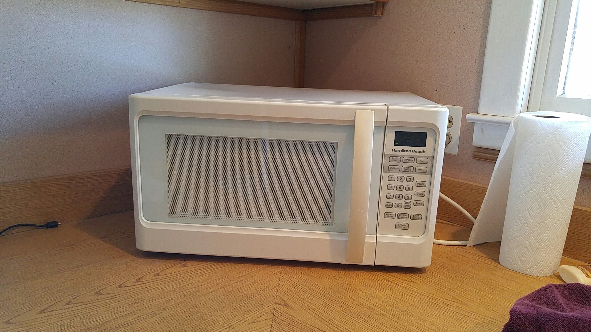 Hamilton Beach Microwave Oven model# HB-P100N3OAL-S3 for