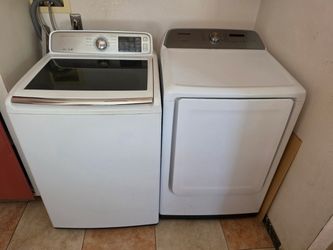 Washer and dryer set Samsung white set