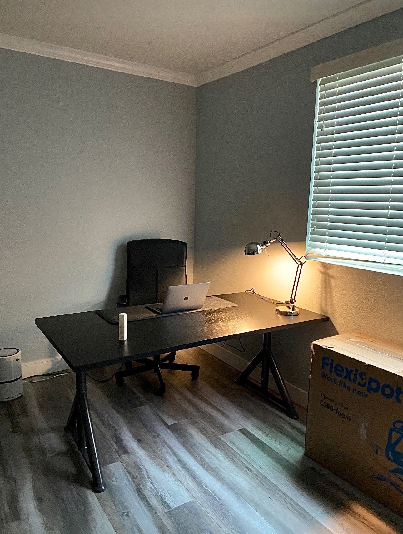 IKEA IDÅSEN Desk 63” Black/Dark Gray – Modern Minimal Office Desk