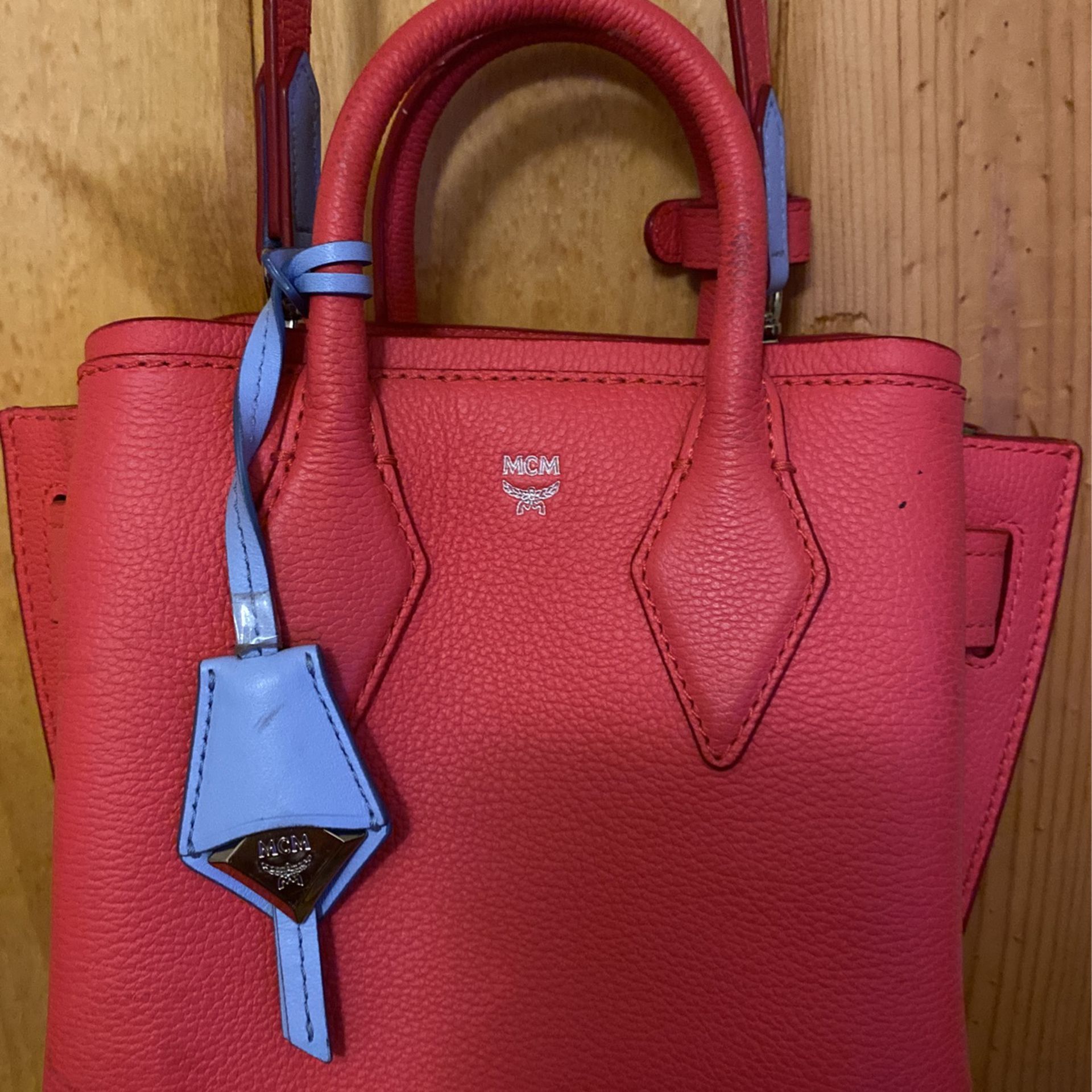 MCM Calfskin Neo Milla Park Tote Bag - Teaberry