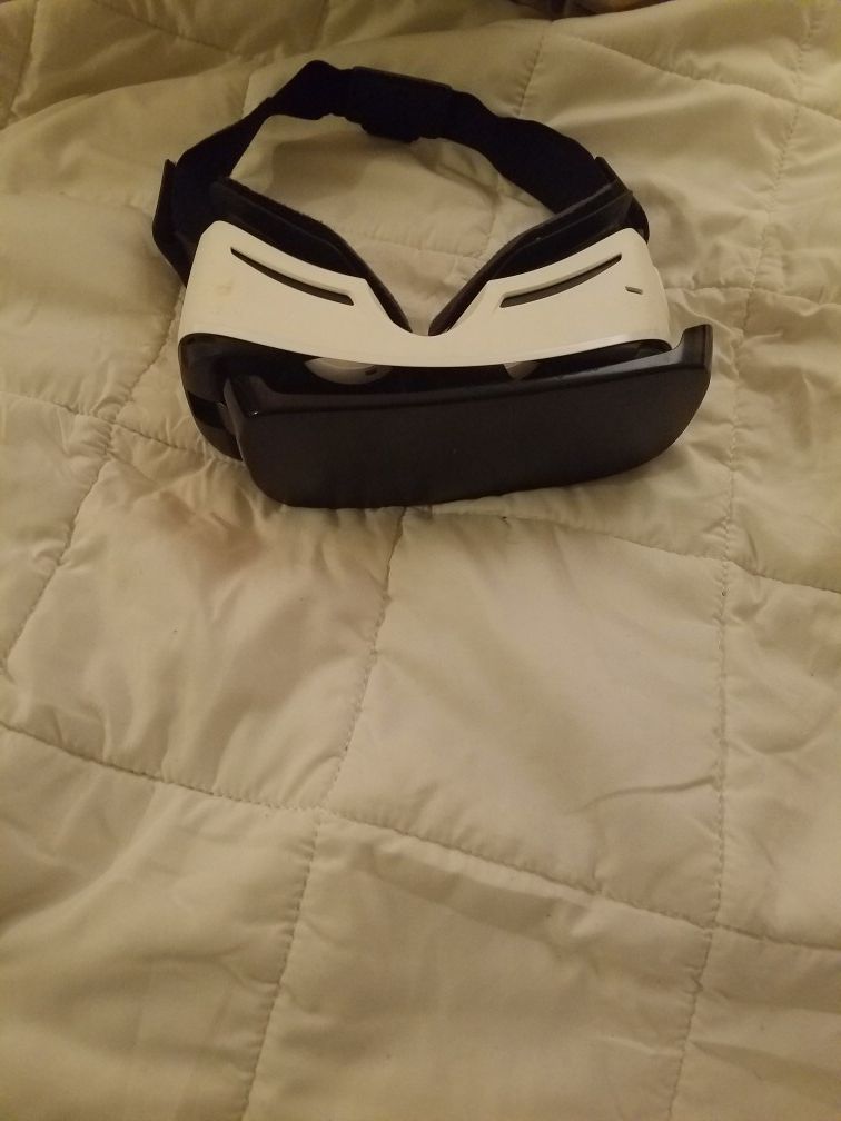 gear vr helmet