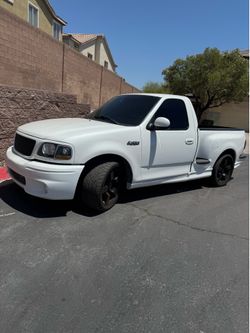 Ford lightning svt 01