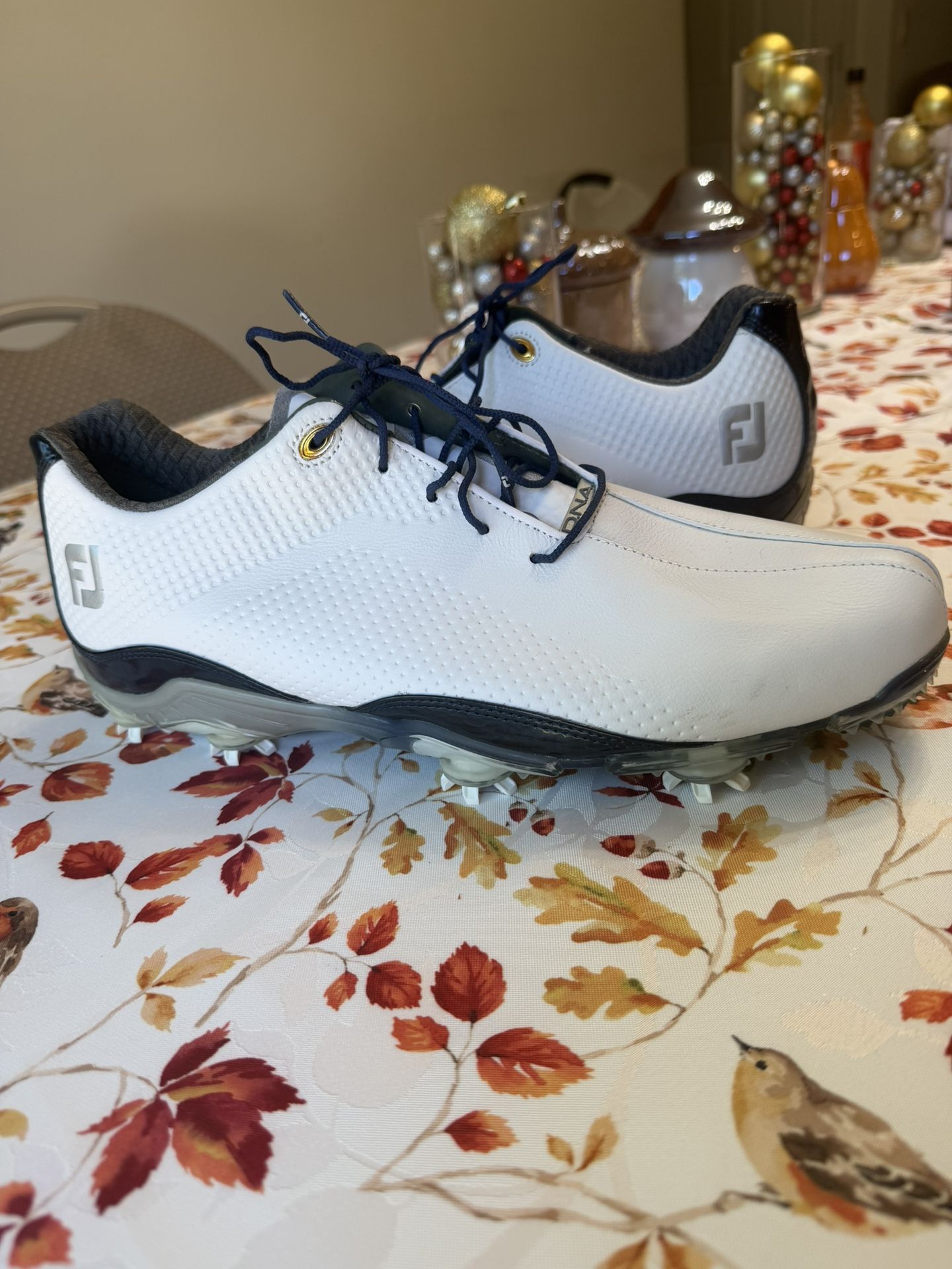 NEW FootJoy [11.5] Medium Men's DNA FJ Spikes Golf Shoes-White/Black 53493