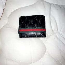 Gucci Wallet                   Store Price 500