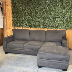 Jonathan Louis Sectional 