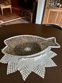 Vintage Handcrafted Fish-Shaped Beaded Wire Basket Bowl - Bohemian Multicolor Aluminum Accent Piece