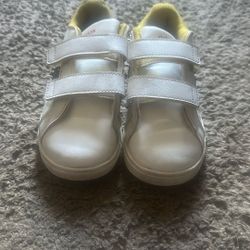 Mickey Mouse Adidas 9 1/2 toddler