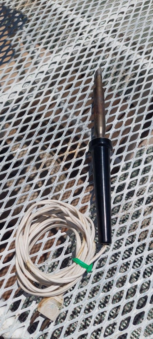 FINAL PRICE $1.00 . . . THEN DONATE! SOLDERING IRON