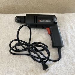 Black And Decker 3/8 10mm 120V Corded Drill Model #7252 Black -- Works perfect. West Boca 