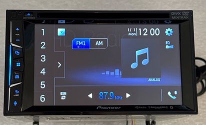 Pioneer double Din Bluetooth car stereo