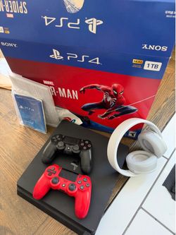 PS4 1TB SLIM
