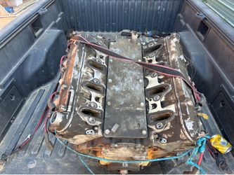 4.8L Chevy V8 engine. RPO LY2.