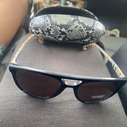 Burberry Purse for Sale in Houston, TX - OfferUp