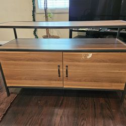 Tv Desk
