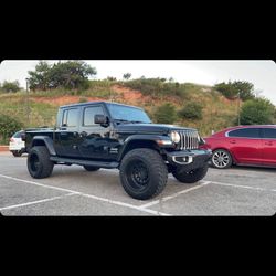 2022 Jeep Gladiator
