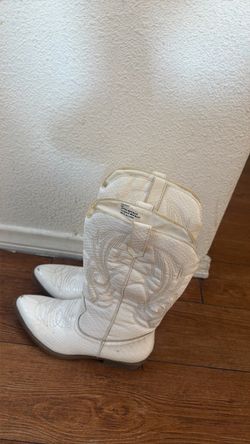Woman western boots