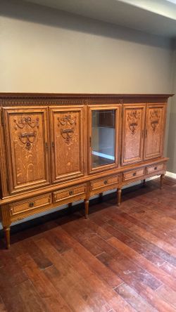China hutch