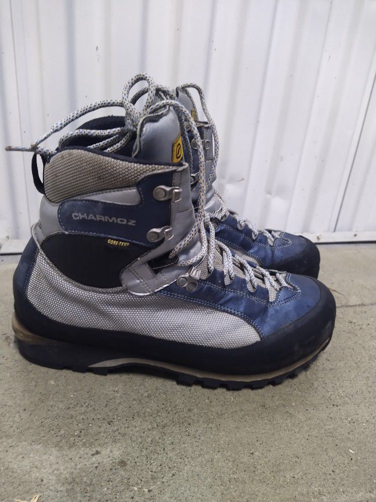 Size 45 Scarpa Charmoz Mountaineering Boots For Tool Trade