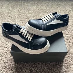 Rick Owen’s Vintage Lows • Size 10