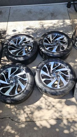2016 civic wheels & tires