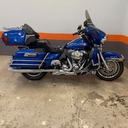 2010 Harley-Davidson FLHTCU