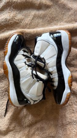 Nike Air Jordan 11 concord 2000 gum sole,  23 Heel 136046 101