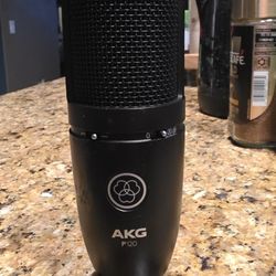 AKG P120 MICROPHONE