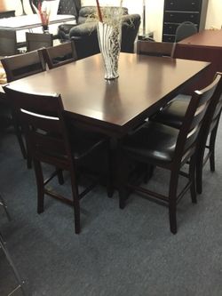Table + 6 chairs new
