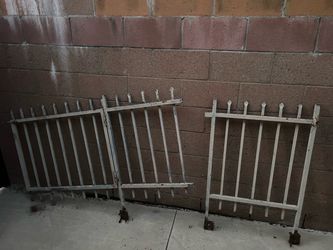 Metal Gate Fence Panels with Spear Tops
