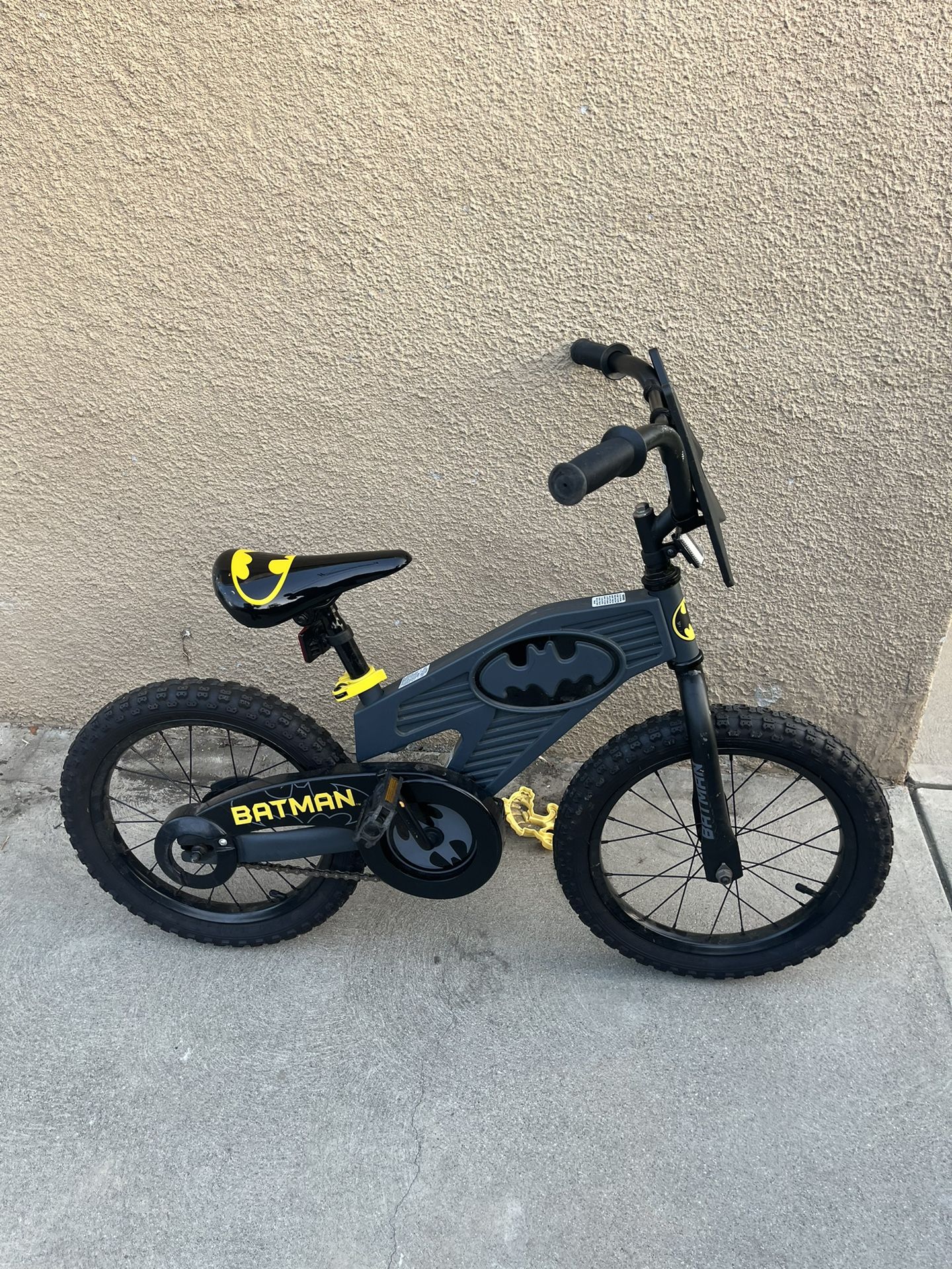 Kids Batman Bike 16 Inch Wheels