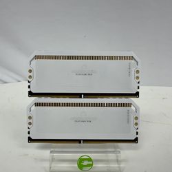 Corsair Dominator Platinum RGB 32GB (2x16GB) RAM DDR5 6200MHz CMT32GZX5M2X6200C3