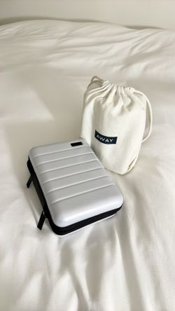 Away Travel Mini Toiletry Case