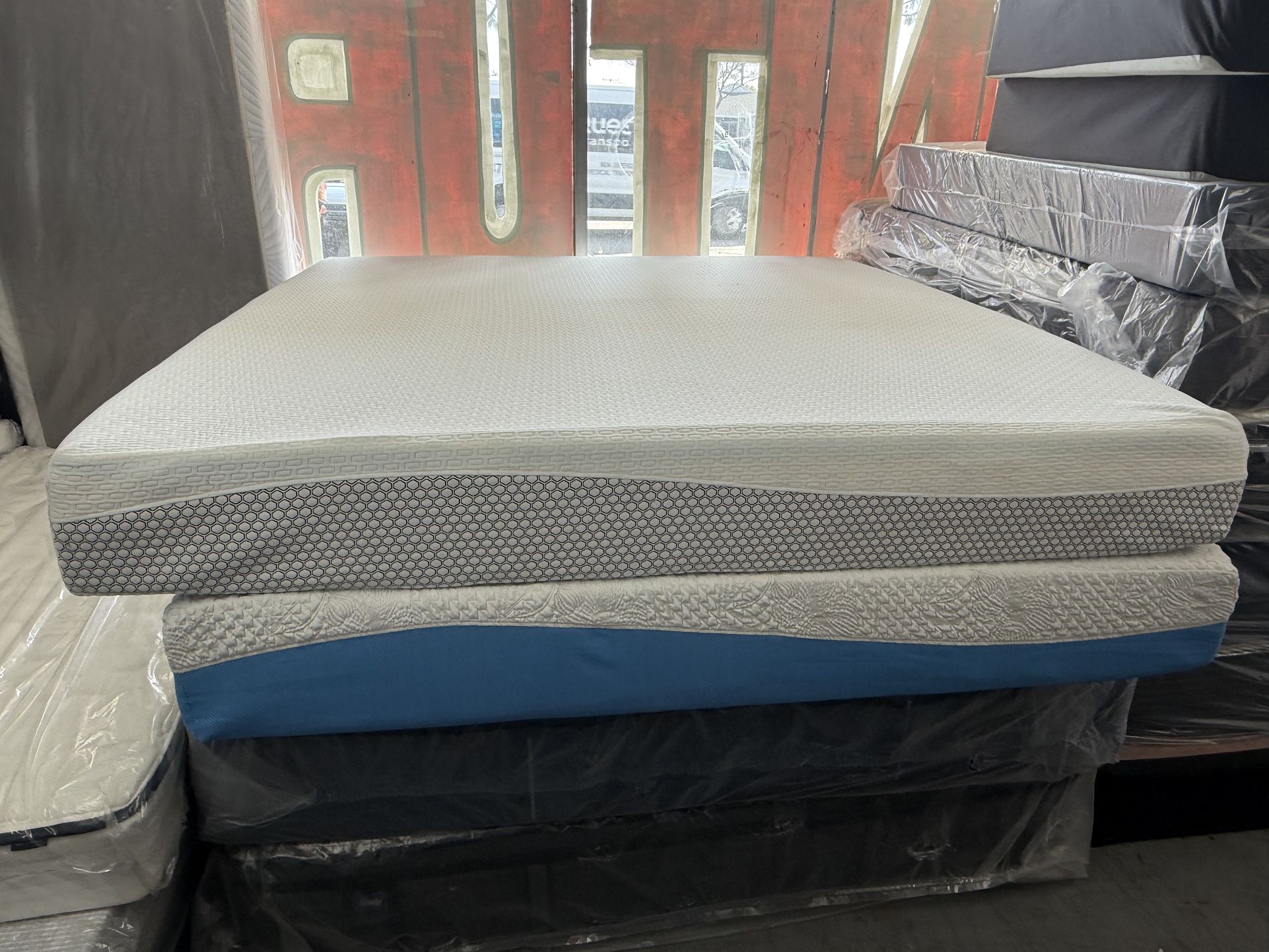 NEW GRAND LIFE KING MEMORY FOAM MATTRESS 