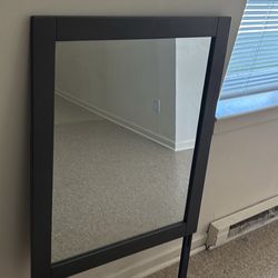 Bedroom Mirror Legs Do Come Off 