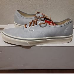 Vans Multiple Sizes Read Entire Description