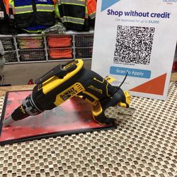 DEWALT XR 20V MAX Lithium-Ion Cordless Brushless Screw Gun (Tool Only)