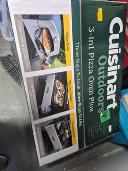 Cuisinart Outdoors 3-in-1 Pizza Oven Plus