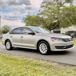2013 Volkswagen Passat 