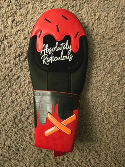 Absolutely Ridiculous Sliding Mitt